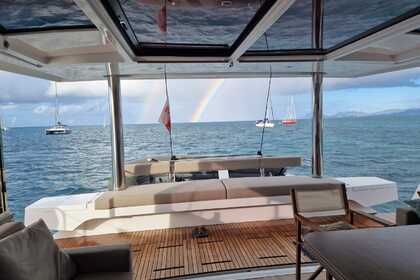 Bali 5.4 WATER TOYS-FREE OF CHARGE, A/C, WATERMAKER, GENERATOR, STARLINK, EXPERIENCED CREW.