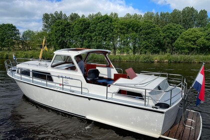 Verhuur Motorboot Tjeukemeer Kruiser 950 OKAK Heerenveen