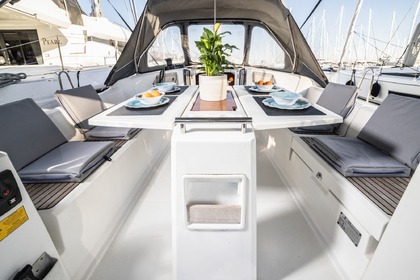 Beneteau Oceanis 38.1 2019