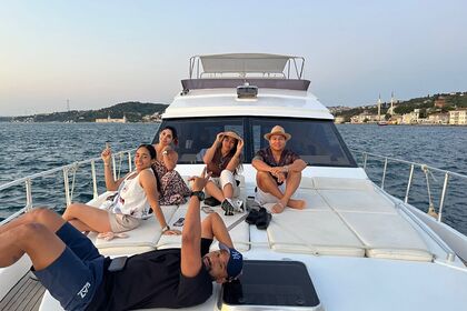 “Experience the Sea in Style – Rent Our 18m Luxury Yacht”