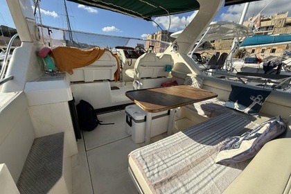 Hyra båt Motorbåt Fairline Targa 33 Birgu