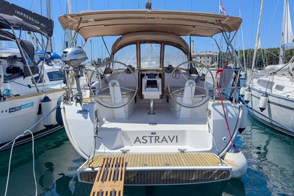 Location Voilier Bavaria Yachtbau Bavaria Cruiser 37 - 3 cab. Pula