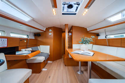 Jeanneau Sun Odyssey 439