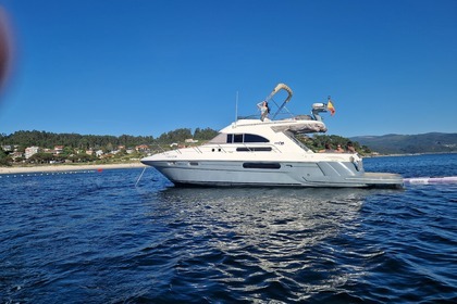 Miete Motorboot Sealine 350 Sanxenxo