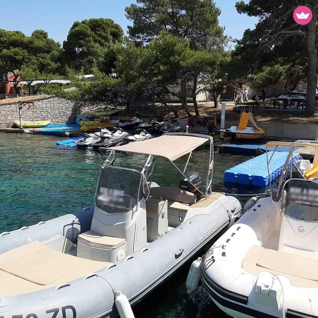 Capelli 700 в Задар для аренды