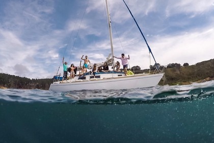 Charter and Cruising Monohull (36 feet yatch)