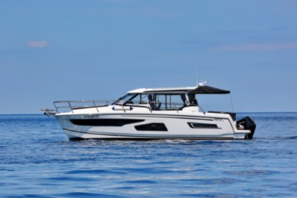 Rental Motorboat  Merry Fisher 1095 Zadar