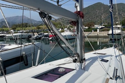 Hyra båt Segelbåt Jeanneau Sun Odyssey 439 Salerno