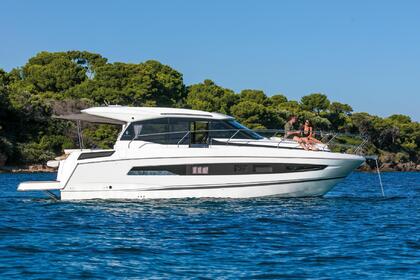 Location Yacht à moteur Jeanneau 37 NC Juan les Pins
