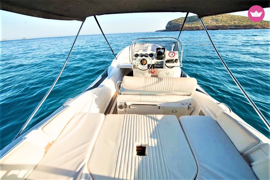Charter rIB in Ibiza  