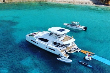 Hire Catamaran Robertson & Caine Leopard 51PC Anse Marcel