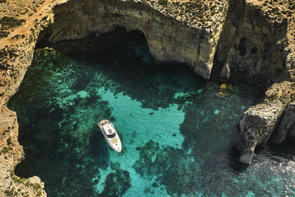 Sunseeker Predator 64