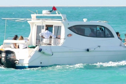 Charter Motorboat Gulf Craft 40 Dubai