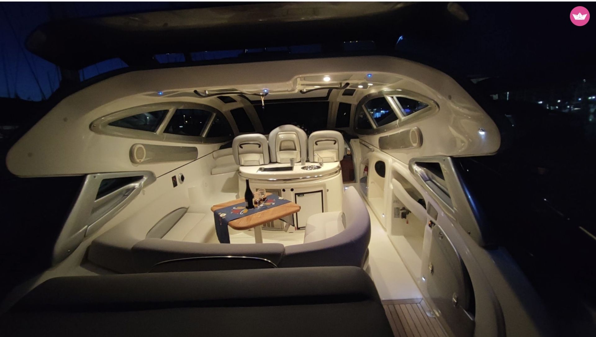 Bateau à moteur Cranchi 47 Hard Top 1150cv 8