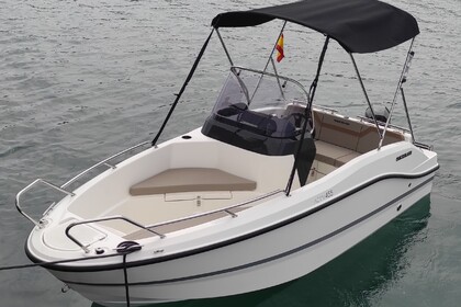 Without licence - B452 'Doris' - 4 people