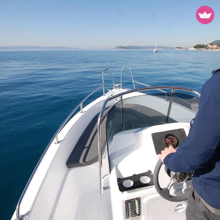 Bateau sans permis Poseidon Blue water 170 30cv 4