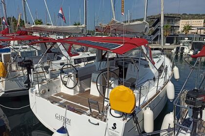 Hyra båt Segelbåt Bénéteau Oceanis 35 Split