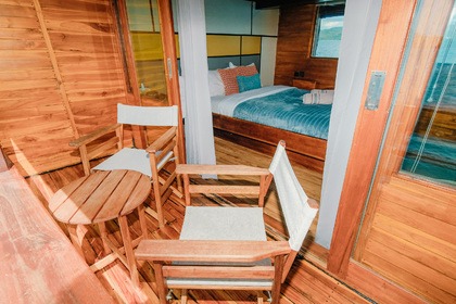 Charter Motorboat Wooden Traditional Phinisi Phinisi West Manggarai Regency