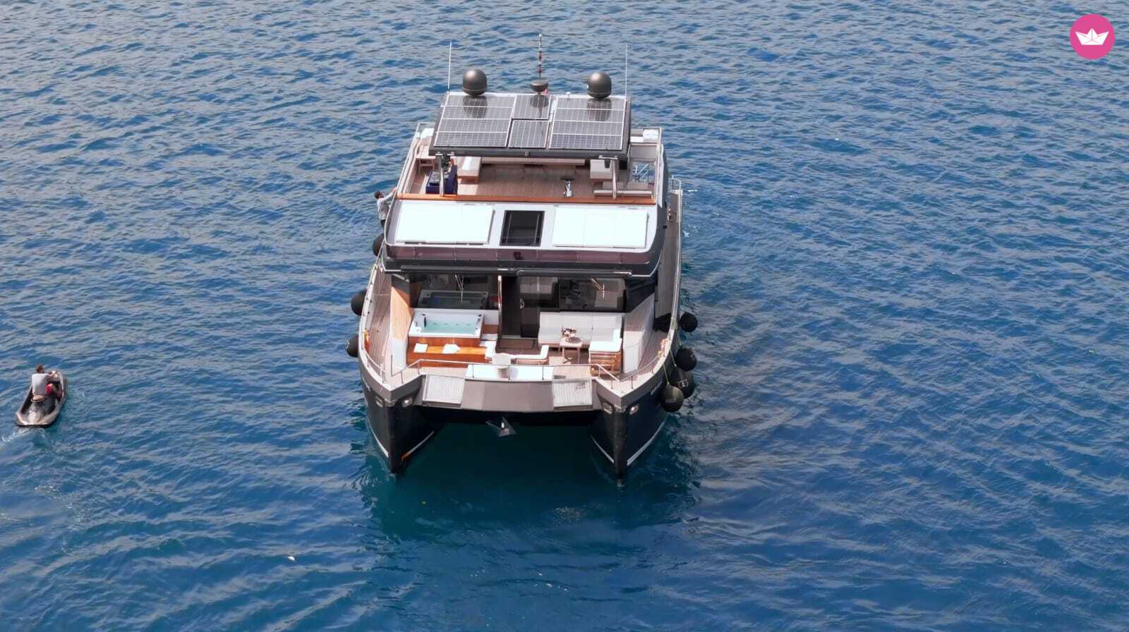 Catamaran Luxury Custom Power 20m 4