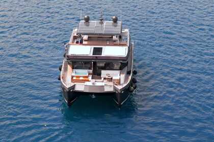 Charter Catamaran Luxury Custom Power İstanbul