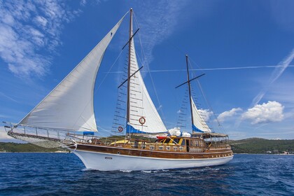 Rental Sailing yacht Custom Gulet Linda Omiš