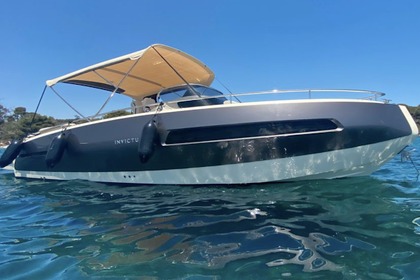 Hyra båt Motorbåt Invictus Yacht GT 280 Beaulieu-sur-Mer