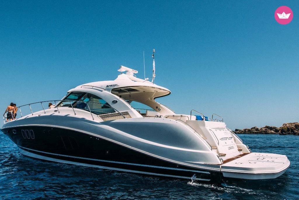 Bateau à moteur Sea Ray