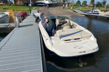 Verhuur Motorboot Searay 200 select Drimmelen