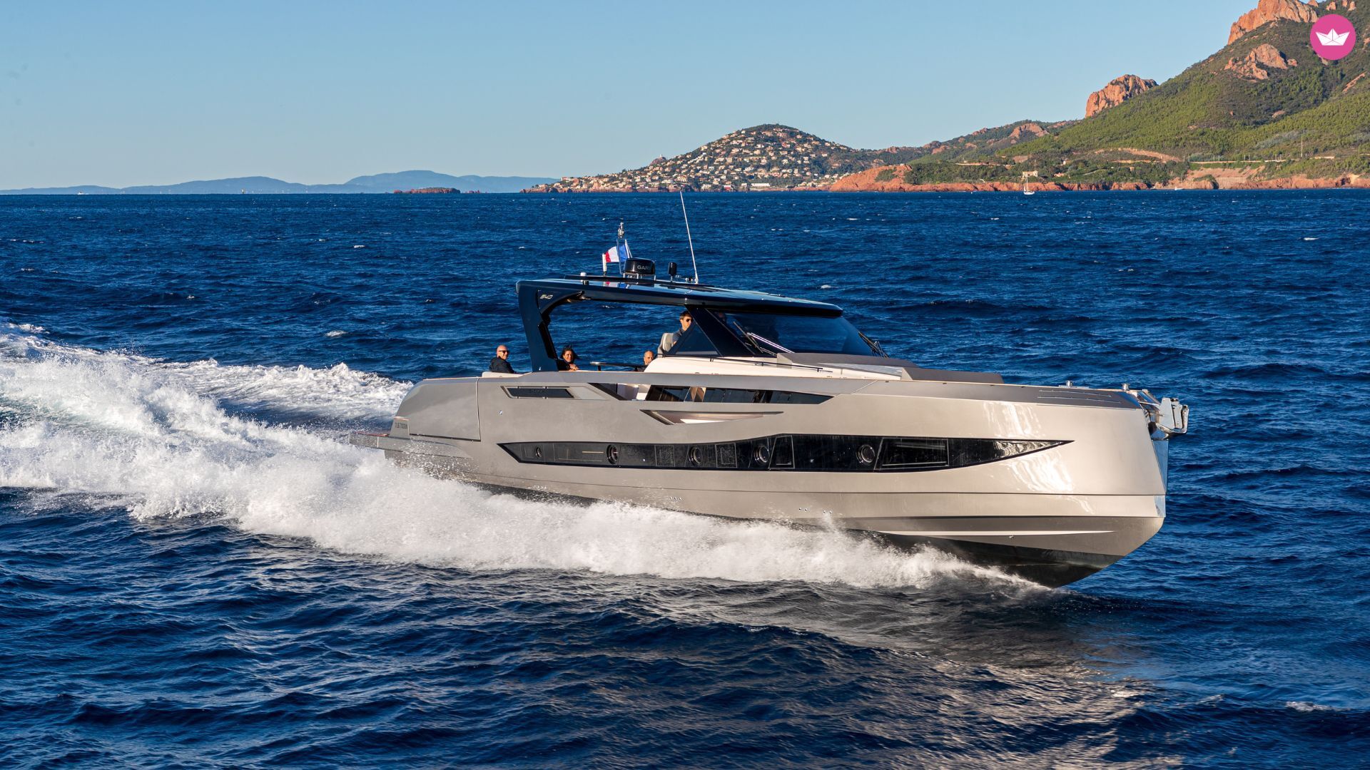 Bateau à moteur CAYMAN YACHTS 540 1600cv 3