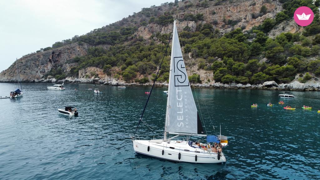Hyra båt 37 Cruiser