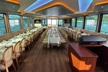 Daily Yacht Rental in Istanbul - Bosphorus Yacht