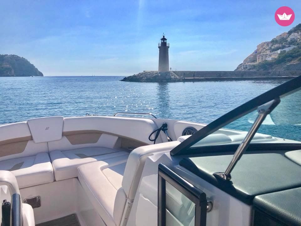 Four Winns 230H in Zadar for hire