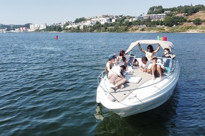 Чартер Моторная яхта Maxum 2300 sc Порту