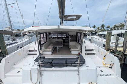 Location Catamaran Catana Bali 4.1 - 4 + 2 cab. Nassau