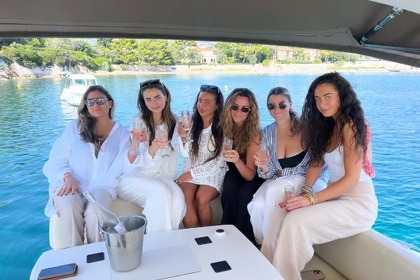 Miete Motorboot Jeanneau prestige 38S Villefranche-sur-Mer