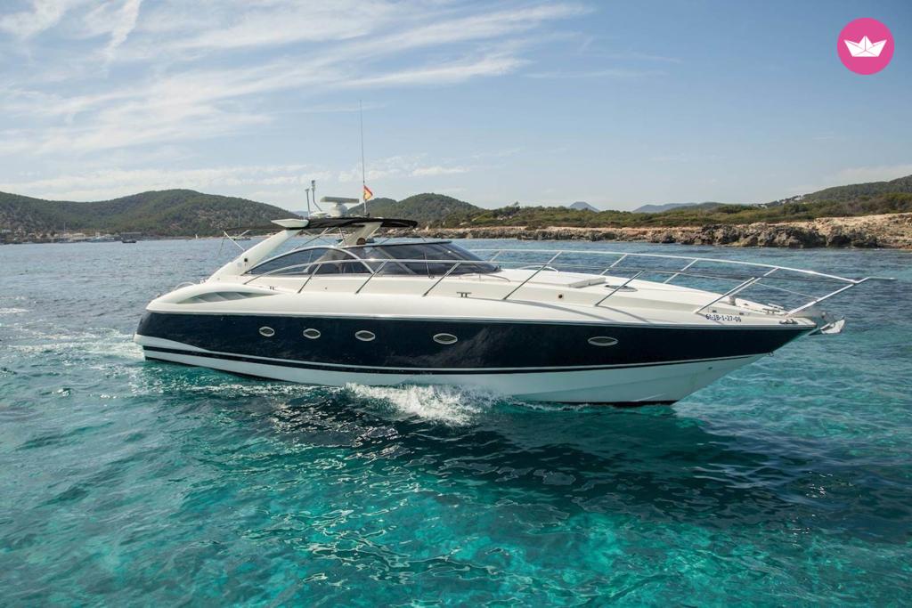 Bateau à moteur Sunseeker 50 Camargue 870cv 3