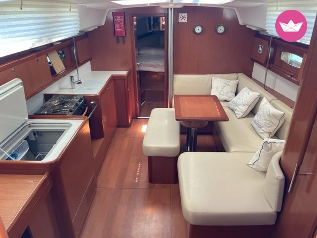 Voilier Beneteau Oceanis 40 12.7m 3