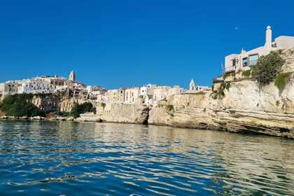 Tour Esclusivo in barca costa e grotte marine di Vieste