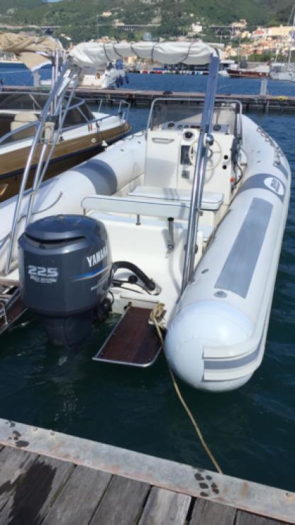 Charter RIB Clubman 24 Salerno