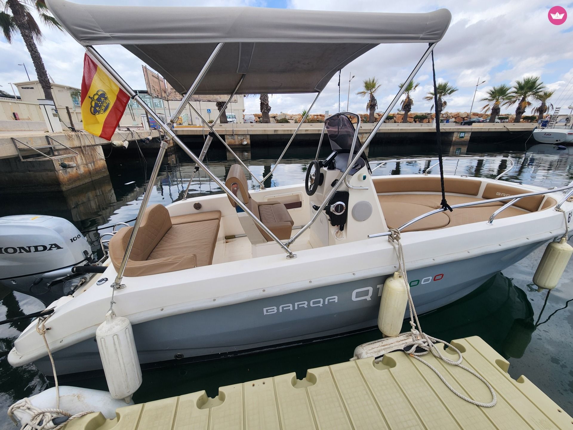Bateau à moteur Barqa Q19 100cv 5