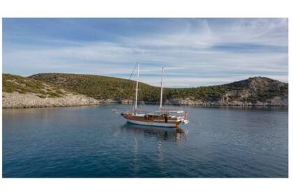 Miete Gulet Luxury 8 Cabins Gulet Sailing Opportunity Bodrum