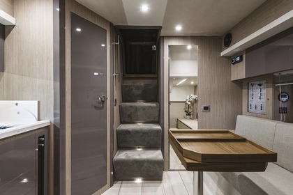 Cranchi Z35 - daily cruise