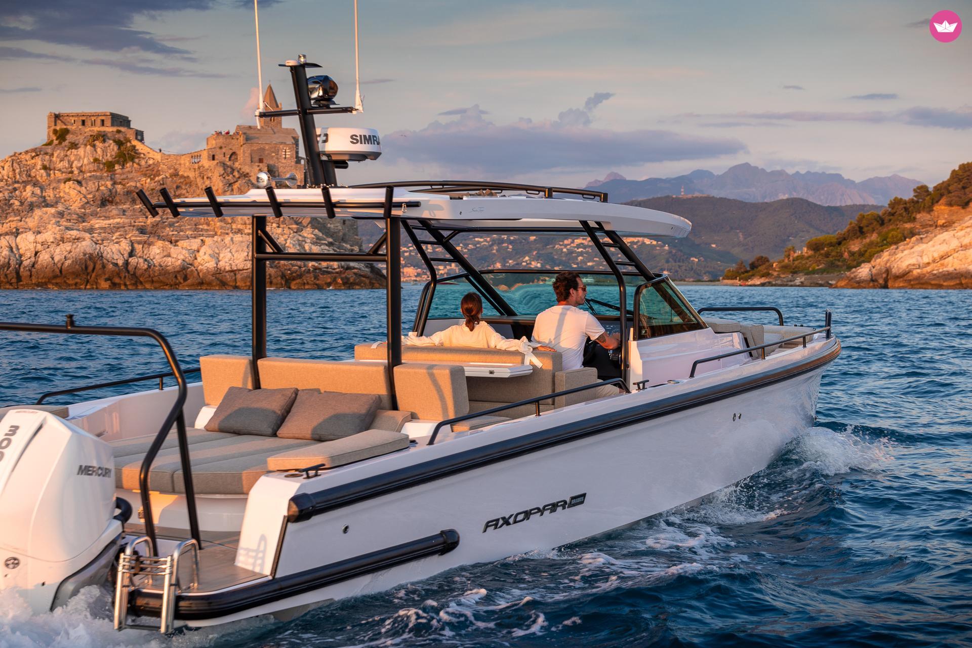 Bateau à moteur Axopar 37 St Brabus 6
