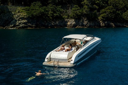 Hyra båt Motorbåt Cherokee Cherokee 51 Portofino