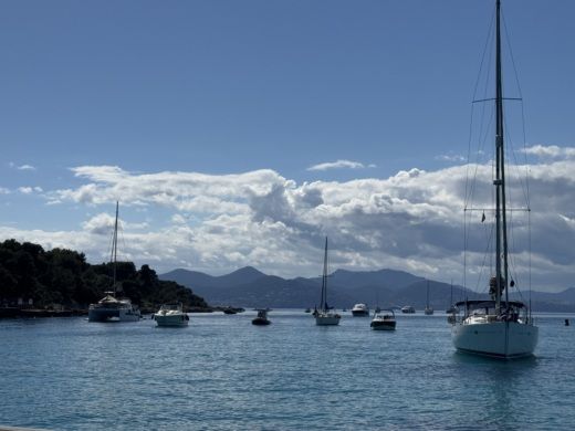 Cannes Motorboat Super offer!!! Everything included skipper fuel Bavaria boat 13 meters from 2017! alt tag text