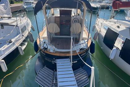 Charter Motorboat Cantieri Mimi Libeccio 25 Valencia