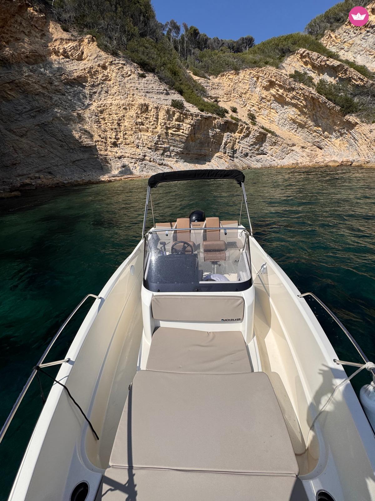 Bateau à moteur Quicksilver Open 675 150cv 4