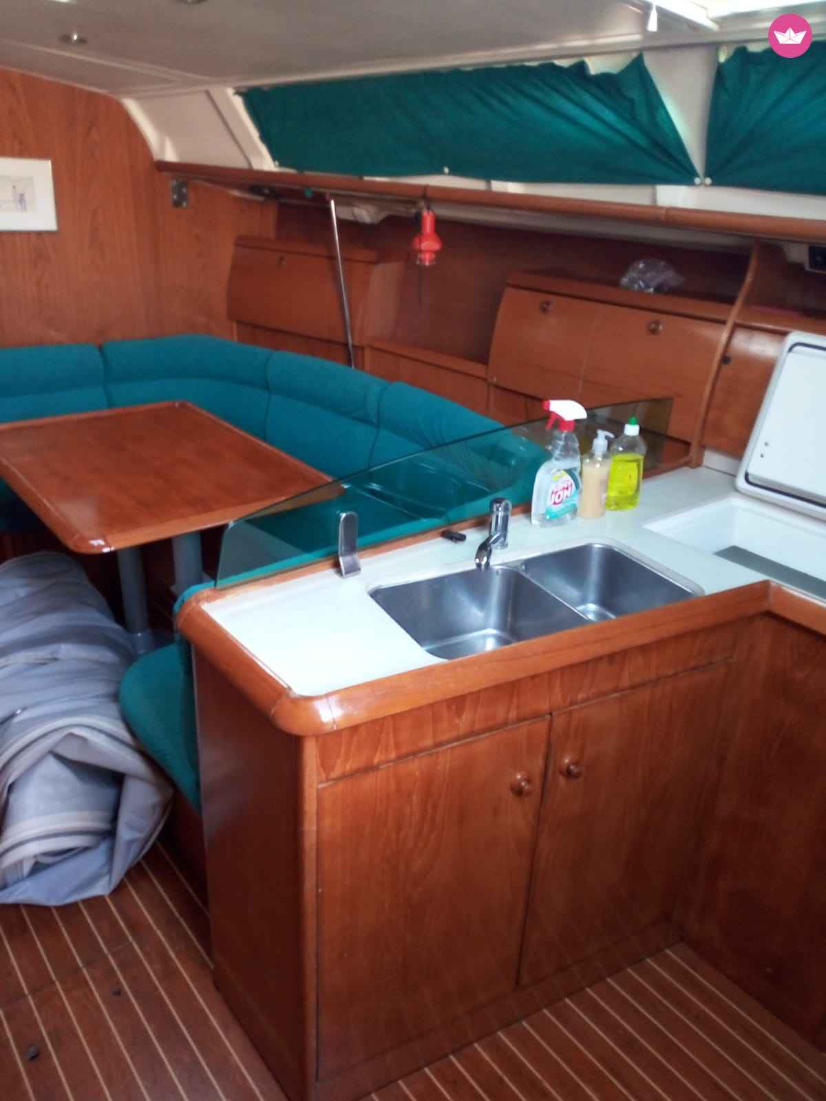 Charter Sailboat Jeanneau Sun Odyssey 40 Split