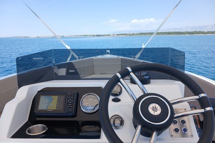 Verhuur Motorboot SILVER YACHT 555 Zaton