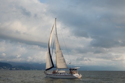 Rental Sailboat Hunter 50 Puerto Vallarta